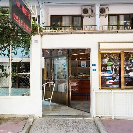 Pak - Adult Only Hotel 2*