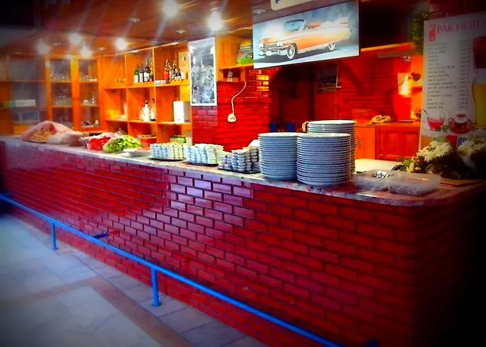 Otel Pak - Adult Only